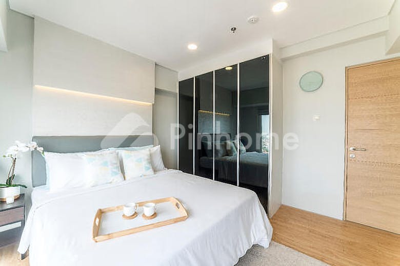 dijual apartemen harga terbaik di apartemen maqna residence  jalan meruya ilir raya - 2