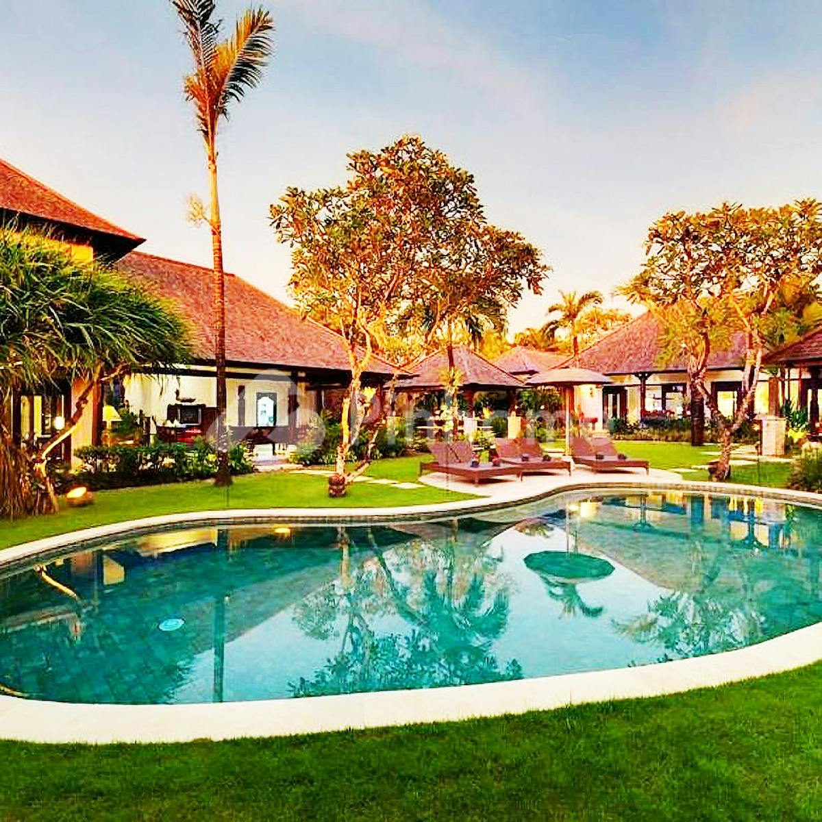 Dijual Tanah Residensial Fasilitas Terbaik di Jln Raya Pantai Batu Bolong Canggu, Bali - Gambar 1