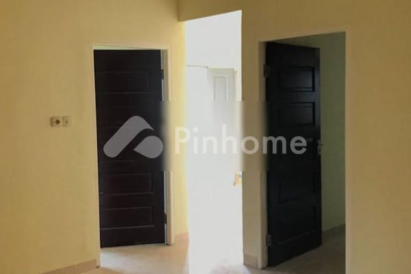 dijual rumah jarang ada di jl  kulim   pekanbaru - 3