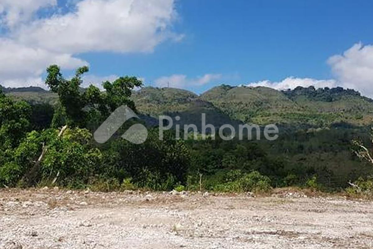 similar property dijual tanah residensial lingkungan asri di desa klumpu  nusa penida bali klungkung bali - 3