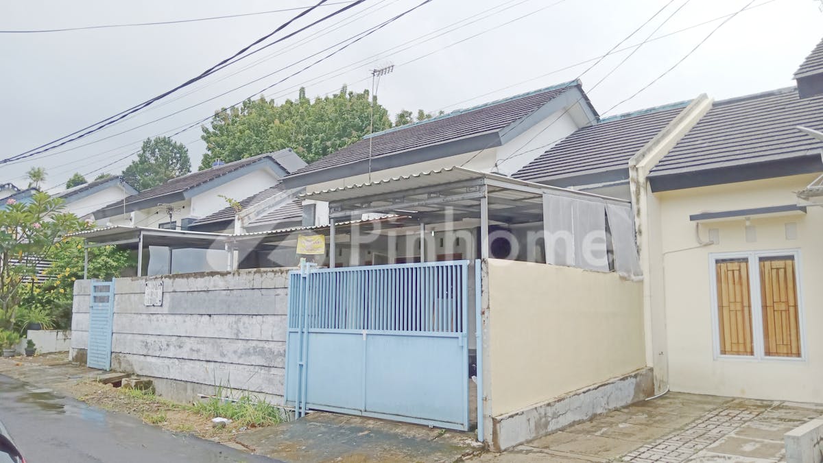 Dijual Rumah Cantik dan Asri Siap Huni di Jalan Cilebut Raya, Perumahan Graha Grande Blok D No. 35 - 36 - Gambar 1