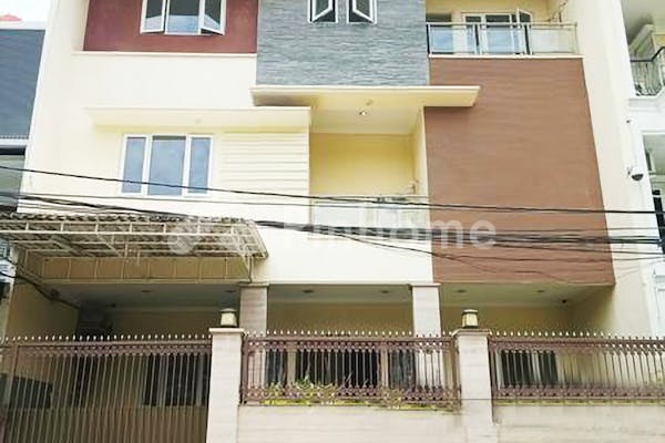 dijual rumah lokasi strategis di kelapa gading - 1