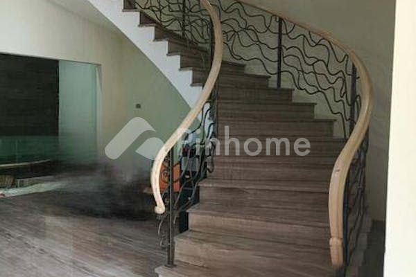 dijual rumah lokasi strategis di kelapa gading - 10