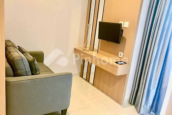 disewakan apartemen siap pakai di taman anggrek residences  jalan tanjung duren timur - 1