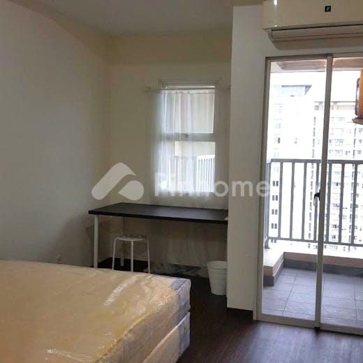 dijual apartemen siap pakai di apartemen belmont residence tower mont blanc  jalan meruya ilir raya - 1