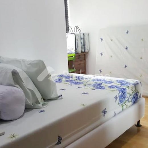 dijual apartemen lokasi strategis di apartemen taman anggrek condominium jl  letjen s  parman no kav  21  rt 12 rw 1  tj  duren sel   kec  grogol petamburan  kota jakarta barat  daerah khusus ibukota jakarta 11470 - 3