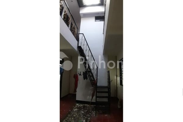 dijual rumah lokasi strategis di villa nusa indah - 13