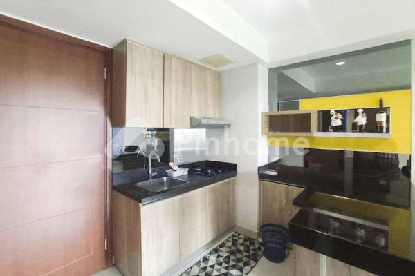disewakan apartemen siap pakai di apartement springhill terrace residences  jl  benyamin suaeb  rw 10 - 5