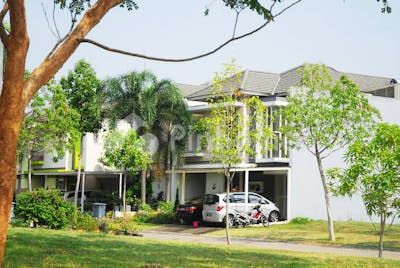 dijual tanah residensial lokasi bagus di cluster michelia  puri botanical residence  jalan raya joglo - 5