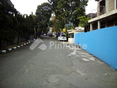 dijual tanah residensial lokasi strategis di jalan kolonel masturi  cisarua - 4