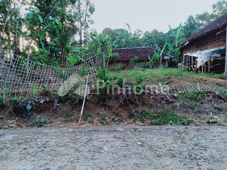 Dijual Tanah Residensial Lokasi Strategis di Karangpandan - Gambar 2