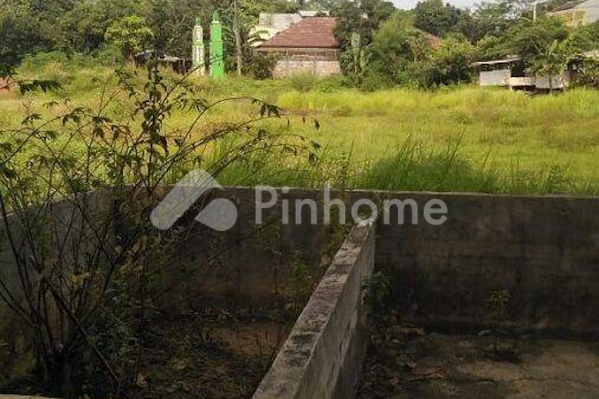 similar property dijual tanah residensial lokasi strategis dekat perumahan di jl  raya tamansari - 3
