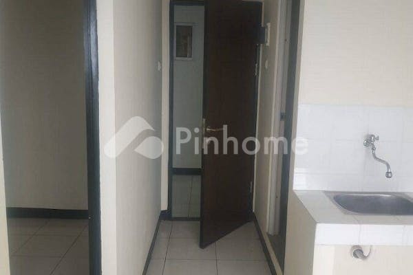 dijual apartemen lokasi strategis di apartemen sentra timur - 1