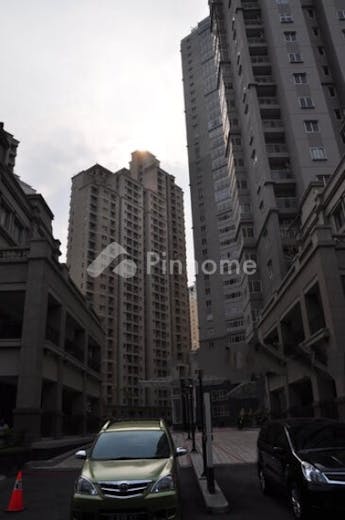 disewakan apartemen lokasi strategis di central park  jalan letjen s  parman kav  28 - 6