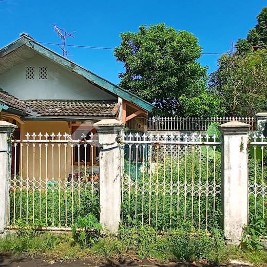 dijual rumah nyaman dan asri rs hermina di jl  sholeh iskandar - 2