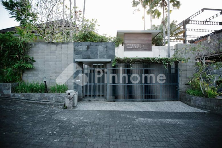 dijual rumah siap pakai di gatot subroto - 1