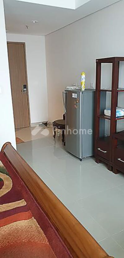 dijual apartemen nyaman dan asri dekat mall di apartemen taman sari iswara  jl  cut mutia no 2  rt 001 rw 003 - 2