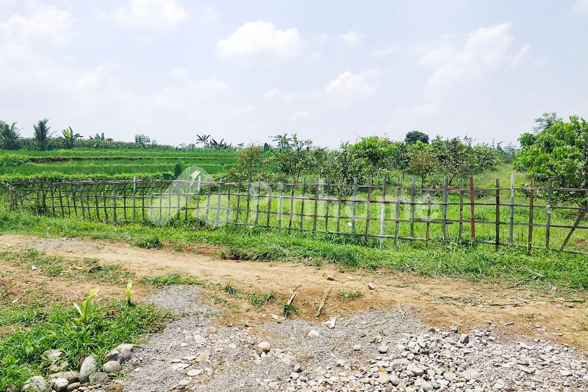 similar property dijual tanah residensial lokasi strategis di karangnangka - 3