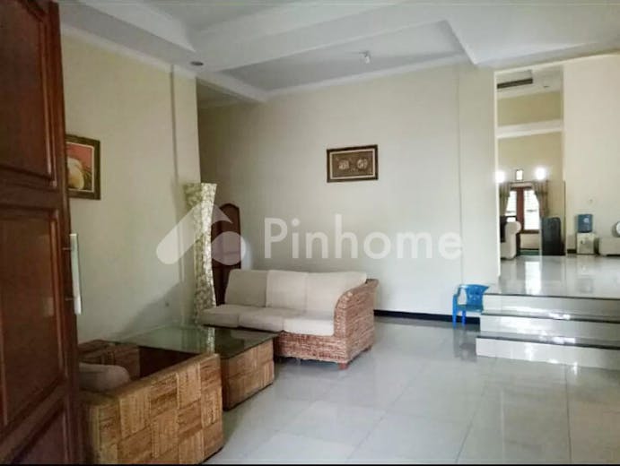 dijual rumah lingkungan asri dekat mall di perumahan cirebon - 4