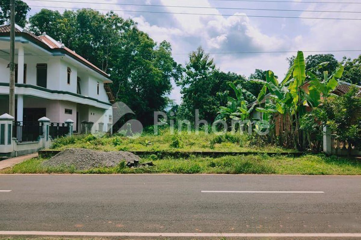 similar property dijual tanah residensial lokasi strategis dekat kantor kecamatan di jl  raya mojogedang - 1