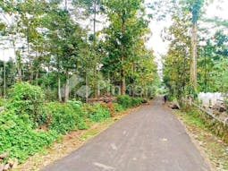 Dijual Tanah Residensial Sangat Cocok Untuk Investasi Dekat Fasilitas Umum di Jl. Raya Solo-Tawangmangu - Gambar 5