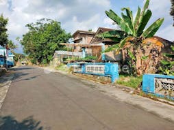 Dijual Tanah Residensial Lokasi Strategis Dekat SMAN 1 Karangpandan di Jl. Lawu - Gambar 2