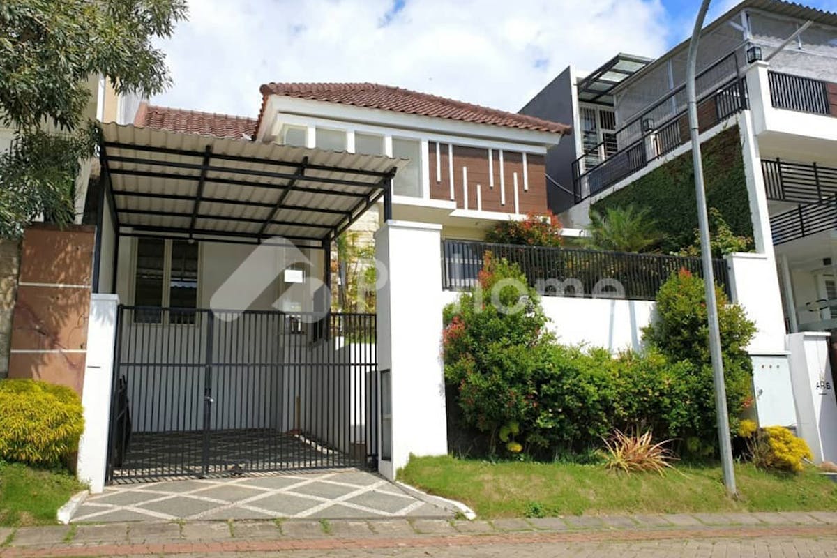 similar property dijual rumah nyaman dan asri di villa puncak tidar - 1