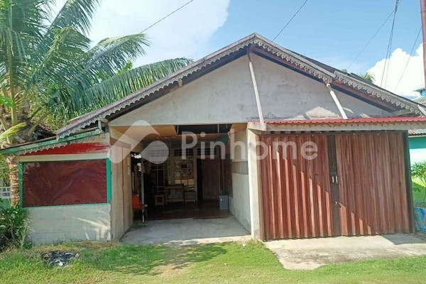 dijual rumah lokasi strategis dekat pusat perbelanjaan di jalan kyai tapa rt 003 rw 007 - 1