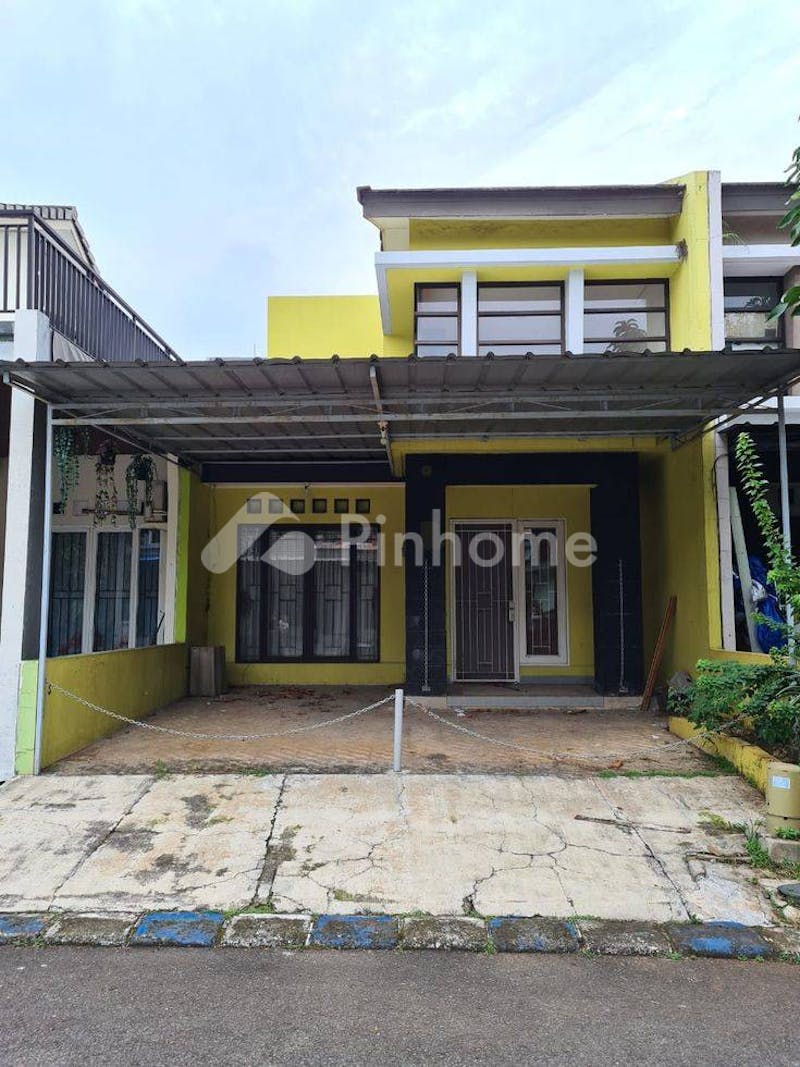 dijual rumah nyaman dan asri dekat trans snow world di graha venice graha raya bintaro  jl  graha bintaro - 1