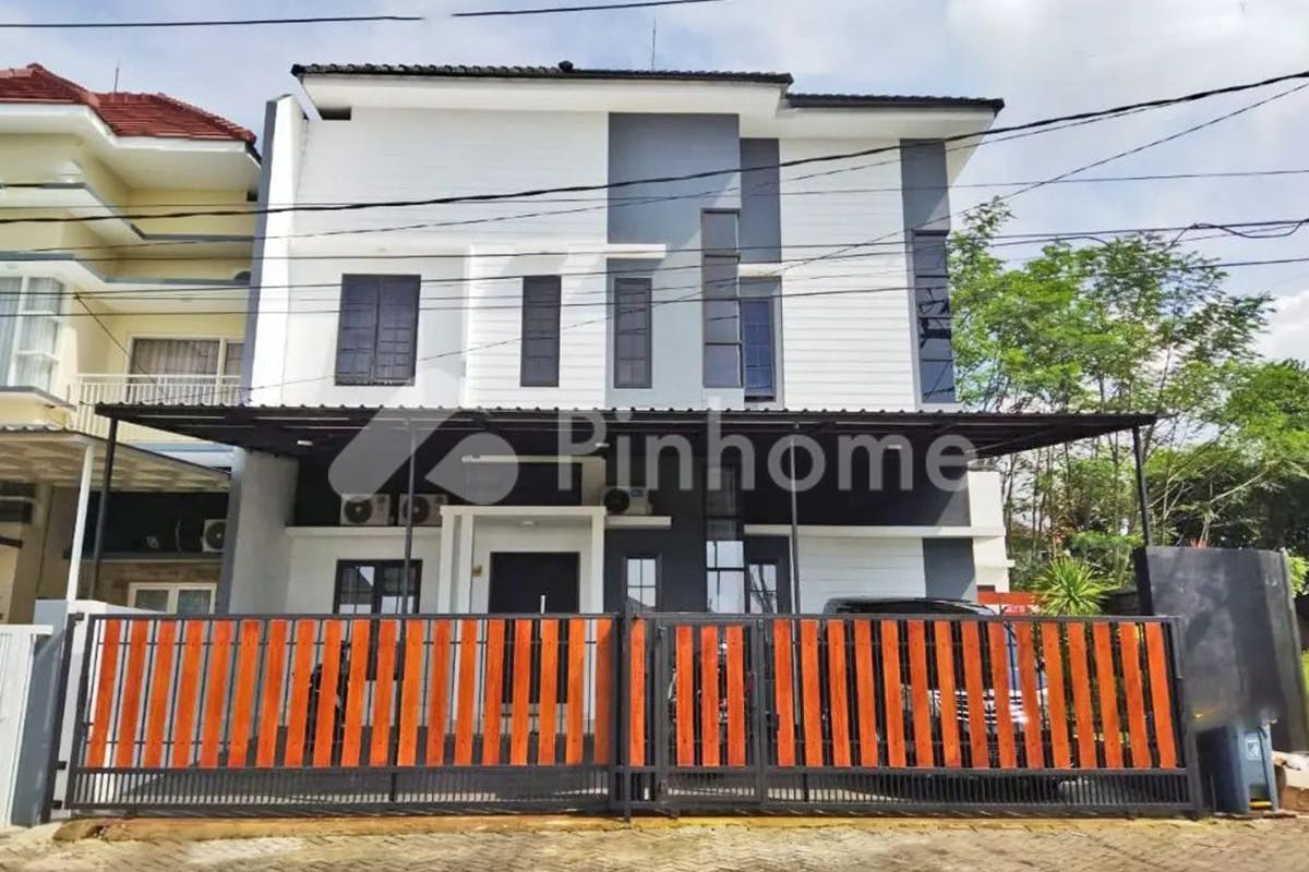 similar property dijual rumah siap pakai dekat tempat wisata di griya permata alam ngijo karangploso malang - 1