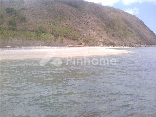 dijual tanah residensial nyaman dan asri dekat pesisir mas beach di pantai lombok barat sekotong    teluk kadinan - 7