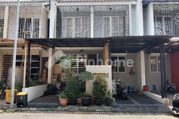 dijual rumah lokasi strategis di jl  daan mogot - 1