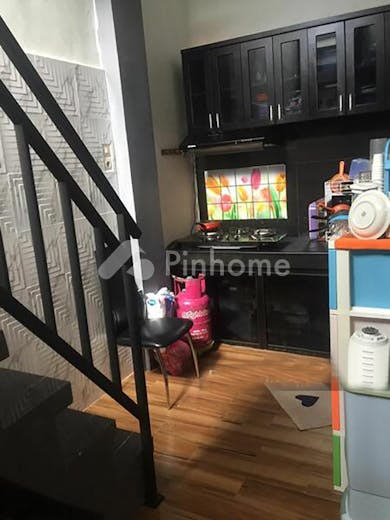 dijual rumah lingkungan nyaman dekat kampus di palapa garden residence  jl  palapa - 6