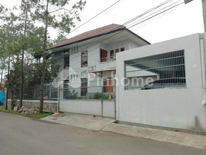 dijual rumah harga terbaik di sayap setraduta - 1