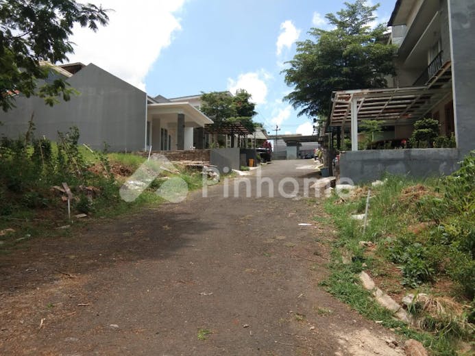 dijual tanah residensial lokasi bagus dekat pasar puri bambu di awiligar regency - 5