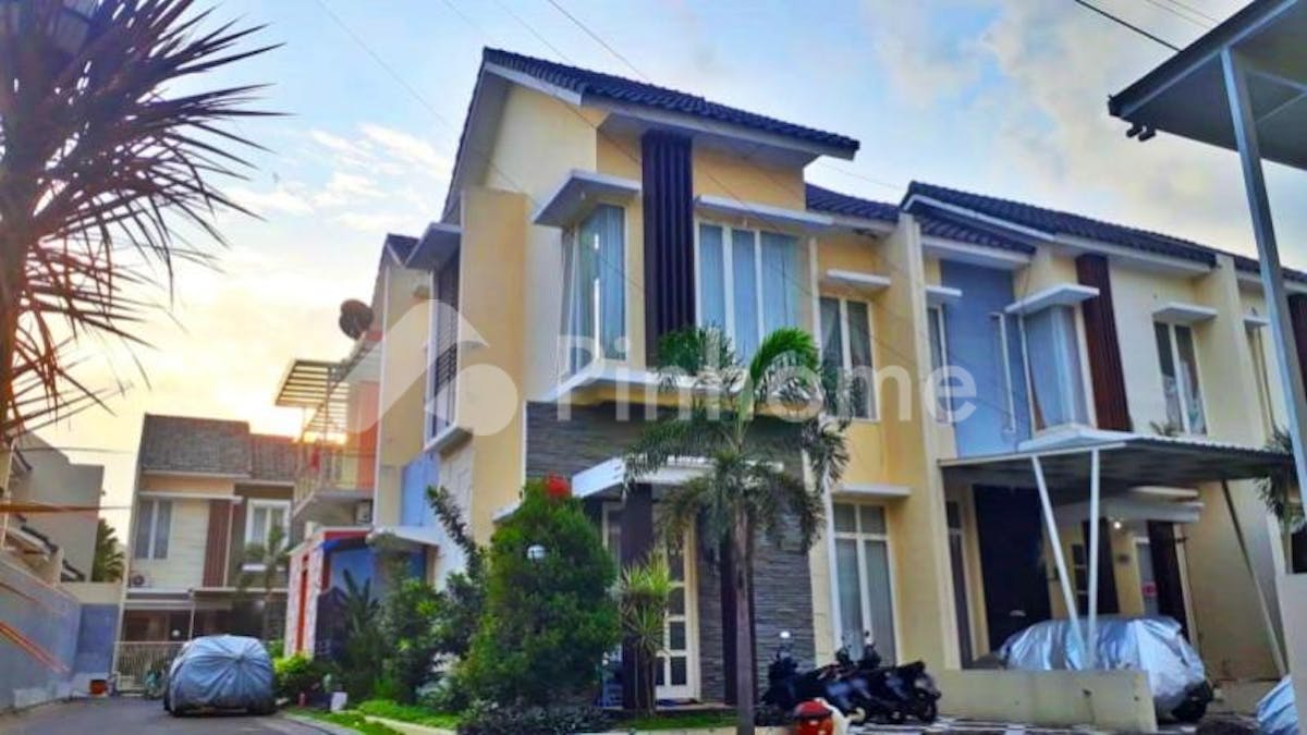 Dijual Rumah Lokasi Strategis Dekat Dengan Pasar Blimbing di Jl. Soekarno Hatta - Gambar 1