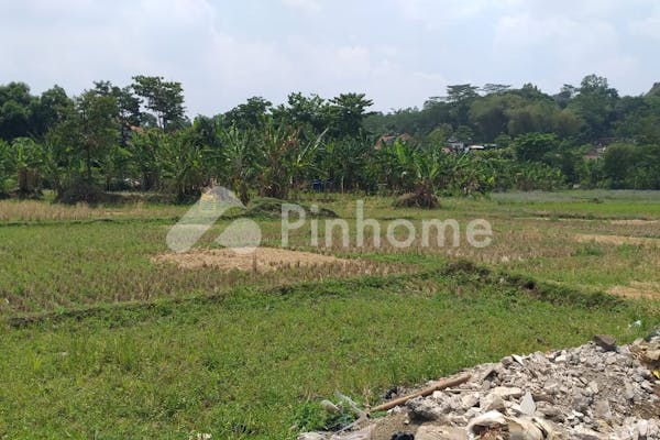 dijual tanah residensial lokasi strategis di jl  raya batujajar - 1