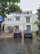 Dijual Rumah Sangat Strategis Dekat Pusat Perbelanjaan di Town House Bintaro Area Sektor IX - Gambar 2