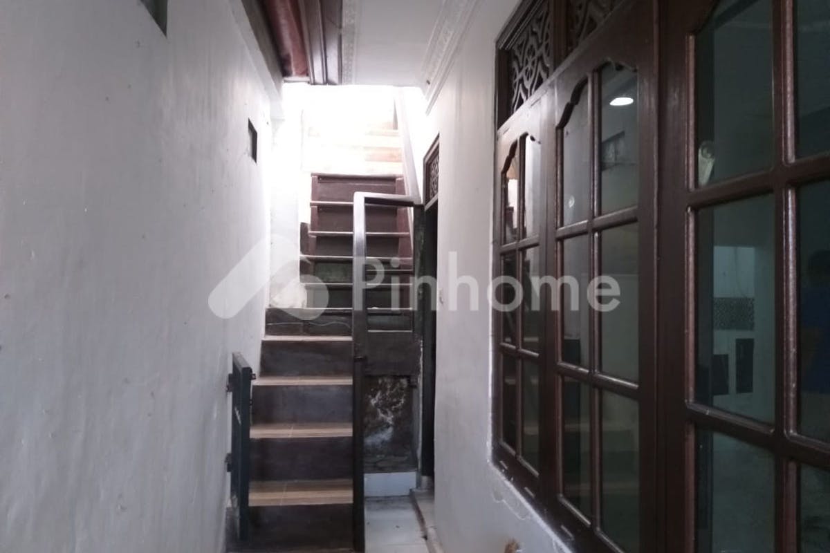 similar property dijual rumah lokasi strategis dekat sekolah di jalan merdeka  bangli - 7
