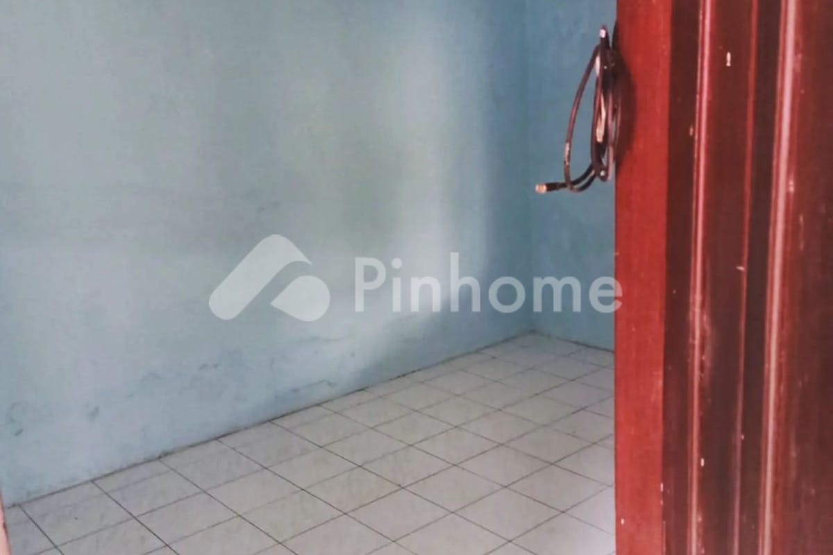 similar property disewakan rumah lokasi bagus dekat rumah sakit di jalan kabupaten  ambarketawang - 5
