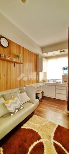 dijual apartemen 2 br lingkungan nyaman di sudirman suites  jl  jend  sudirman - 1