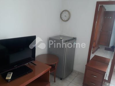 dijual apartemen nyaman dan asri dekat depok town square di margonda residence 1 lantai 8 blok d no d 802a - 5