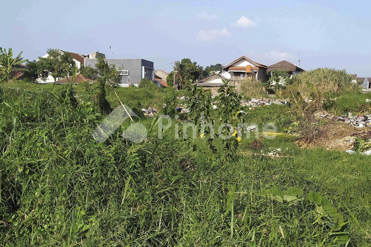 similar property dijual tanah residensial lokasi strategis dekat mall di jl  kopo permai  sukamenak - 3