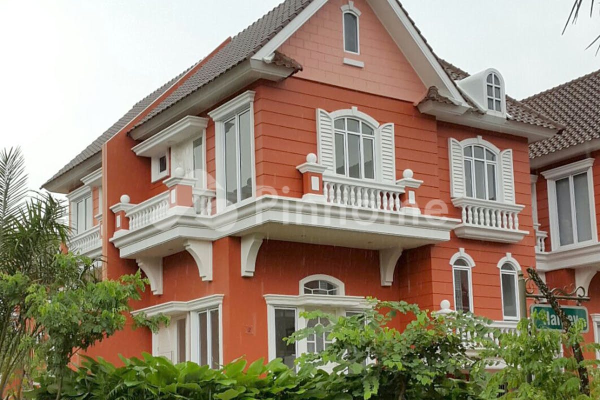 similar property dijual rumah lokasi bagus dalam perumahan di cluster omaha village  jalan ir  soekarno - 1