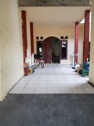 dijual rumah nyaman dan asri dekat rumah sakit di jl  h tiung rt 09 rw 02 - 4