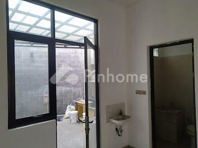 dijual ruko lokasi strategis di jl raya cibabat cimahi - 2