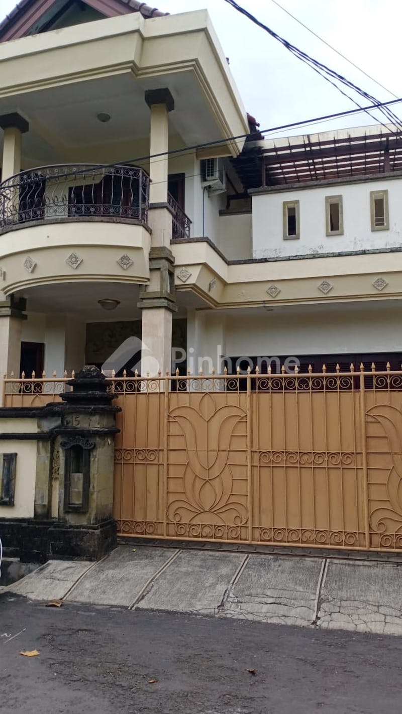 disewakan rumah nyaman dan asri dekat pantai sanur di jln  pemuda - 1