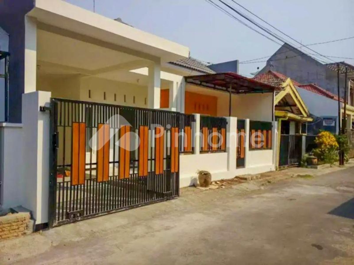 Dijual Rumah Siap Huni di Jl. Dewandaru Suhat - Gambar 1