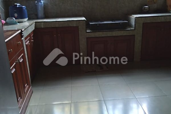 dijual rumah nyaman dan asri di jl karya budi no 27a - 6