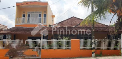 dijual rumah nyaman dan asri di jalan tambun  kol  h  burlian km  7 - 2